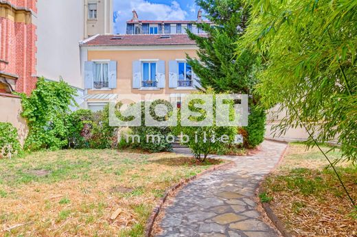 아파트 / Asnières-sur-Seine, Hauts-de-Seine