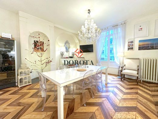 Apartment in Grenoble, Isère