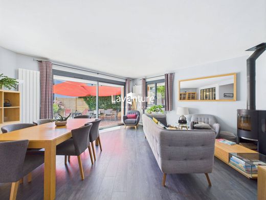 Элитный дом, Châtenay-Malabry, Hauts-de-Seine