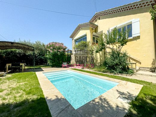 Luksusowy dom w Pernes-les-Fontaines, Vaucluse