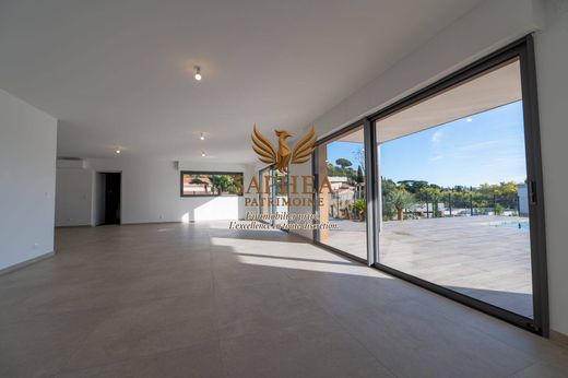 Casa di lusso a Le Lavandou, Var