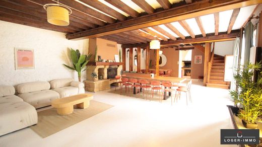 Casa di lusso a Outarville, Loiret