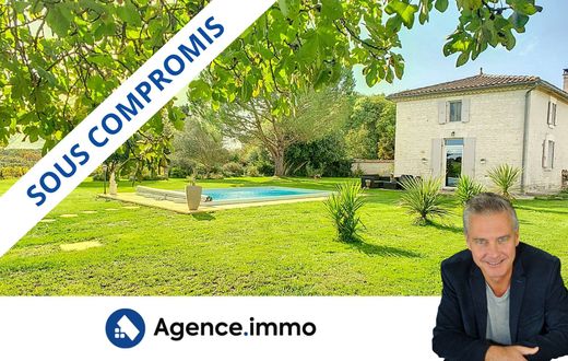 Luxury home in Épargnes, Charente-Maritime