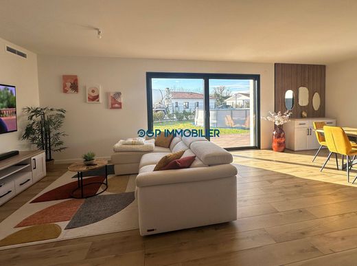 호화 저택 / Saint-Martin-de-Hinx, Landes