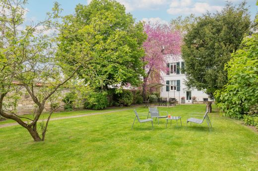 Casa de lujo en Rueil-Malmaison, Altos de Sena