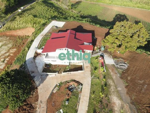 Πολυτελή κατοικία σε Petit-Bourg, Guadeloupe