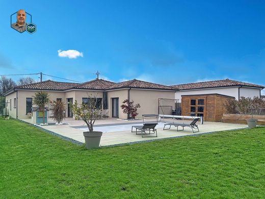 Casa di lusso a Fronton, Alta Garonna