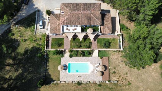 Luxury home in Rousset, Bouches-du-Rhône