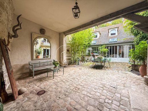 Πολυτελή κατοικία σε Montfort-l'Amaury, Yvelines