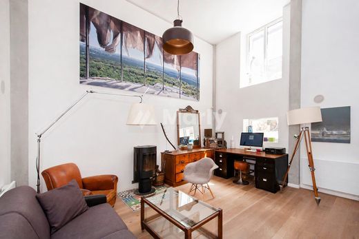 Luxury home in Clichy, Hauts-de-Seine