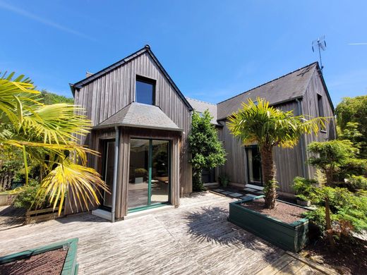 Luxury home in Saint-Lunaire, Ille-et-Vilaine