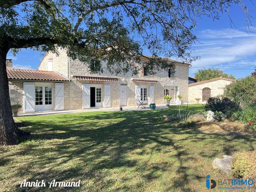 Πολυτελή κατοικία σε Albi, Tarn