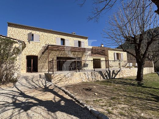 Casa di lusso a Vaison-la-Romaine, Vaucluse