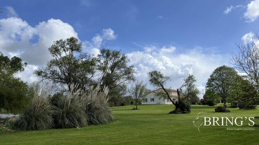 Maison de luxe à Meursac, Charente-Maritime