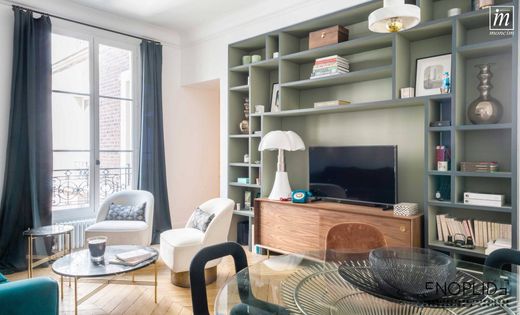 Apartment in Champs-Elysées, Madeleine, Triangle d’or, Paris