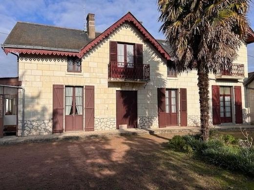 Casa di lusso a Bagneux, Maine-et-Loire