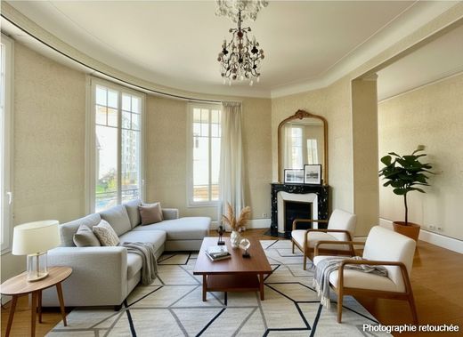Apartment / Etagenwohnung in Dijon, Cote d'Or
