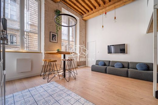 Apartment in Lyon, Rhône