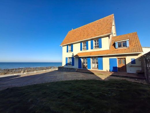 Luxury home in Audresselles, Pas-de-Calais