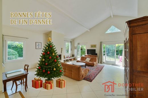 Luxe woning in Marolles-en-Brie, Val-de-Marne