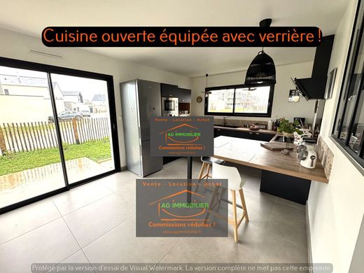 La Chapelle-des-Fougeretz, Ille-et-Vilaineの高級住宅