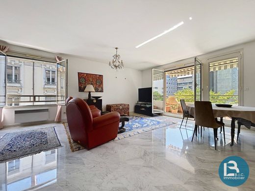 Apartment in Lyon, Rhône