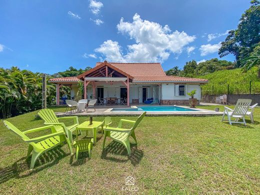Luxury home in Le Lamentin, Martinique