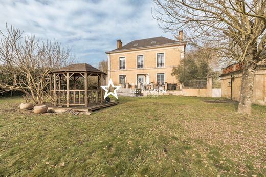 Casa di lusso a Saint-Longis, Sarthe