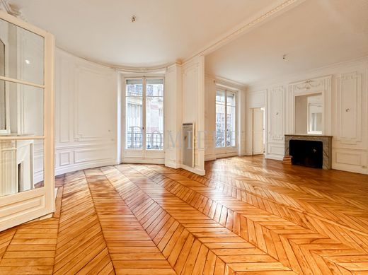 Apartament w Monceau, Courcelles, Ternes, Paris