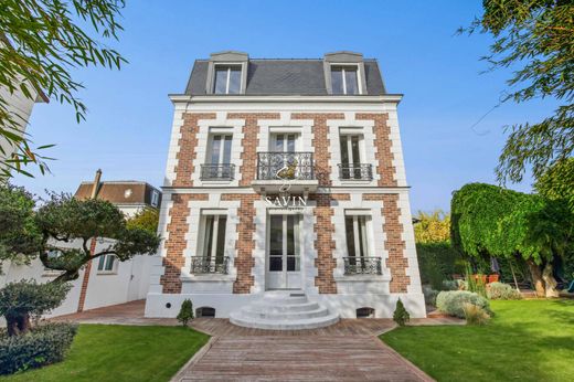 Luxury home in Colombes, Hauts-de-Seine