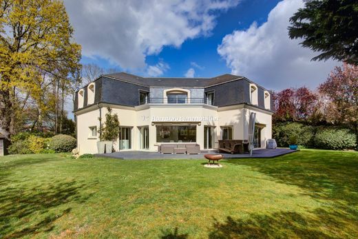 Luxury home in La Celle-Saint-Cloud, Yvelines