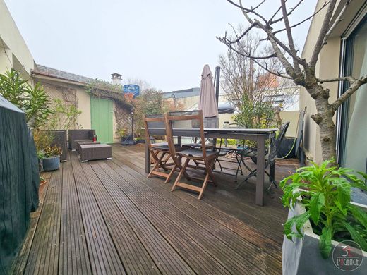 Элитный дом, Монтрей, Seine-Saint-Denis