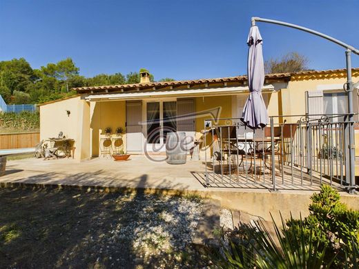 Casa de lujo en Saint-Maximin-la-Sainte-Baume, Var