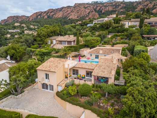 Casa de lujo en Saint-Raphaël, Var
