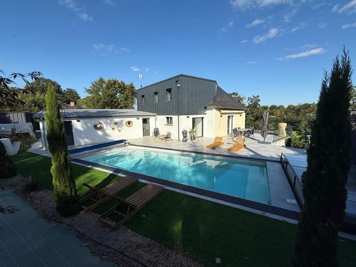 호화 저택 / Château-Gontier, Mayenne