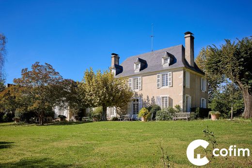 Luxe woning in Serres-Castet, Pyrénées-Atlantiques