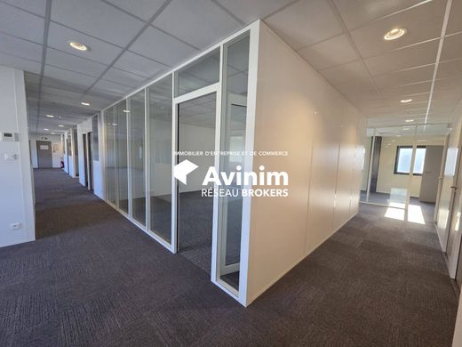 Office in Annecy, Haute-Savoie