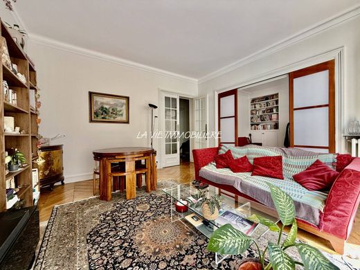 Apartment in Monceau, Courcelles, Ternes, Paris