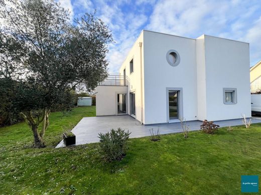 Luxe woning in Bénouville, Calvados