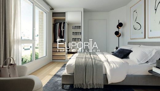 Apartment / Etagenwohnung in Montmartre, Abbesses, Grandes-Carrières, Paris