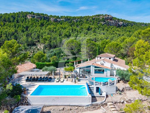 Luxe woning in L'Isle-sur-la-Sorgue, Vaucluse