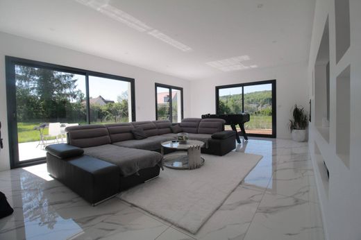 Πολυτελή κατοικία σε Choisy-au-Bac, Oise