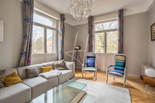 Apartment / Etagenwohnung in Metz, Moselle