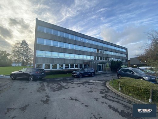 Biuro w Neuville-en-Ferrain, North