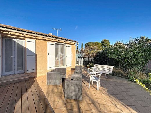 Casa di lusso a Juvignac, Hérault