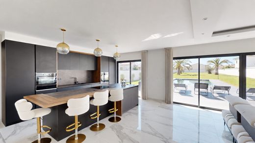 Casa di lusso a La Salvetat-Saint-Gilles, Alta Garonna