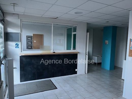 Office in Bordeaux, Gironde
