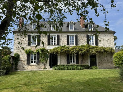 Castle in Nay, Pyrénées-Atlantiques