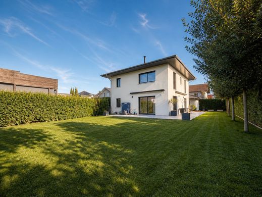 Casa de lujo en Prévessin-Moëns, Ain