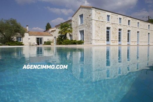 Casa di lusso a Royan, Charente-Maritime